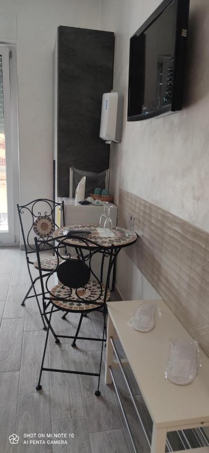 B & B Le Gemelline Salerno Eksteriør billede