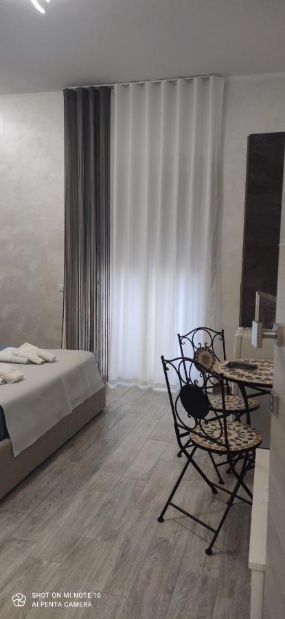 B & B Le Gemelline Salerno Eksteriør billede